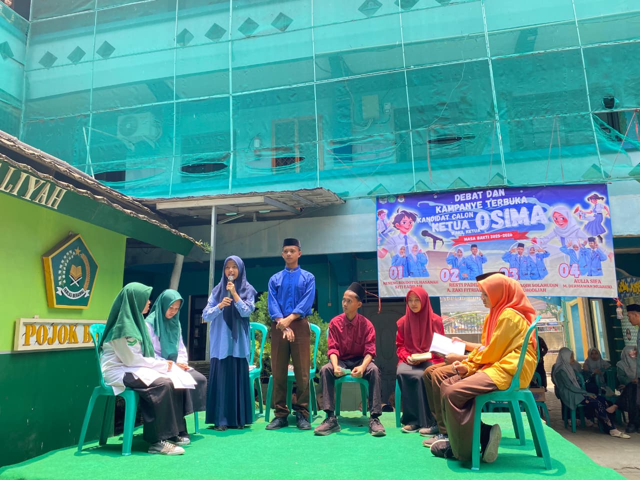 Debat dan Kampanye Terbuka Calon Ketua dan Wakil Ketua OSIMA MA MALNU Pusat Menes Masa Bakti 2025–2026 Berlangsung Meriah